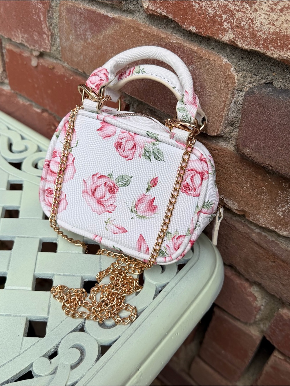 Guess Floral Mini Crossbody Bag with chain - Picture 3 of 5